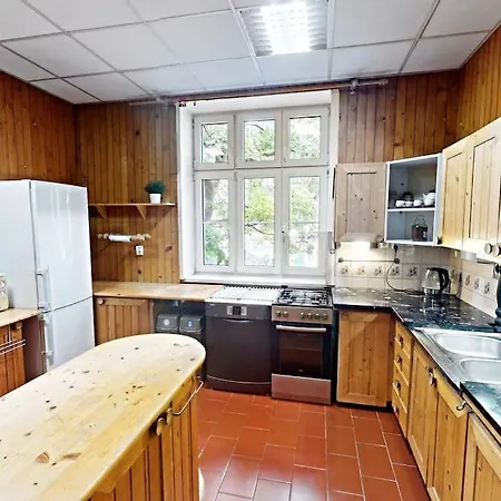 Old Town Gateway Apartment *